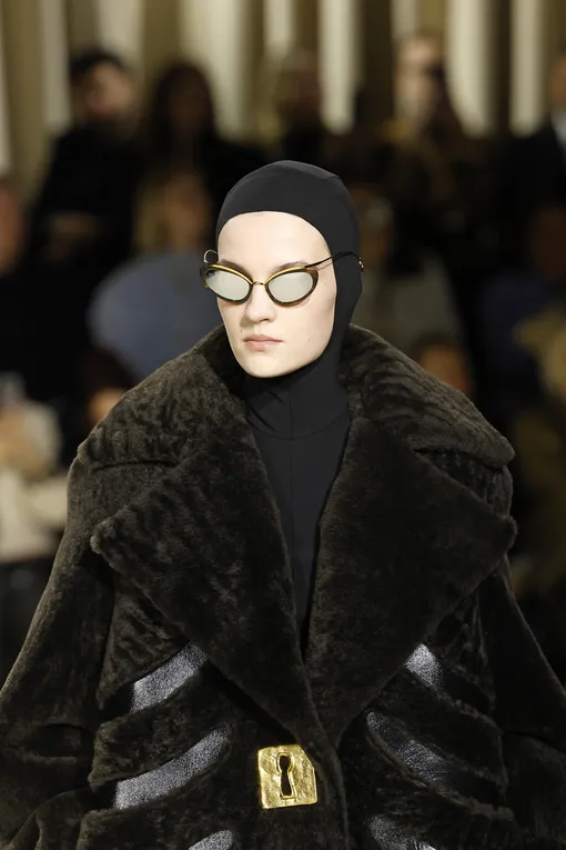 Schiaparelli осень-зима 2024/2025 Schiaparelli осень-зима 2024/2025