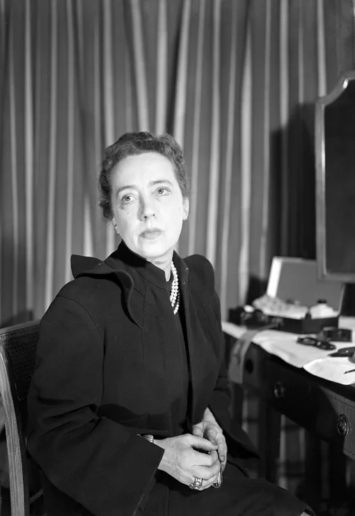 Эльза Скиапарелли Эльза Скиапарелли, 1946
