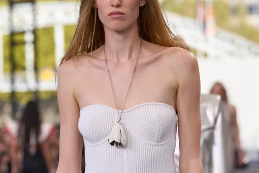 CHLOÉ весна-лето 2024 CHLOÉ весна-лето 2024