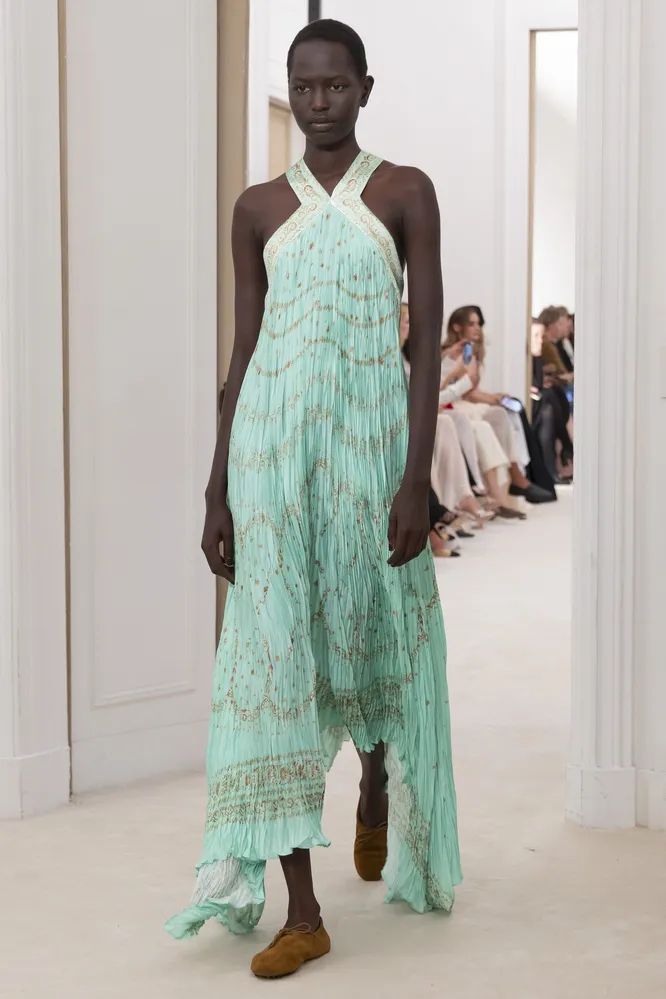 Alberta Ferretti весна-лето 2026