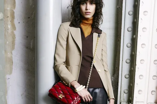 Скромное обаяние 1970-х в коллекции Louis Vuitton pre-fall 2015