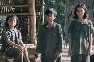 Трейлер нового фильма Анджелины Джоли про геноцид в Камбодже