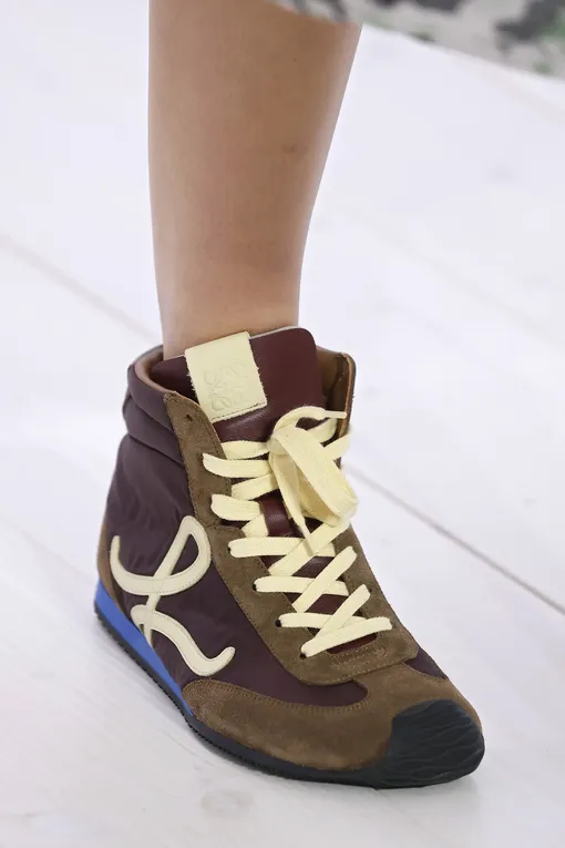Loewe весна-лето 2025 Loewe весна-лето 2025