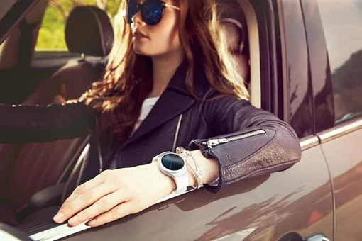 «Умные» часы Samsung Gear S2