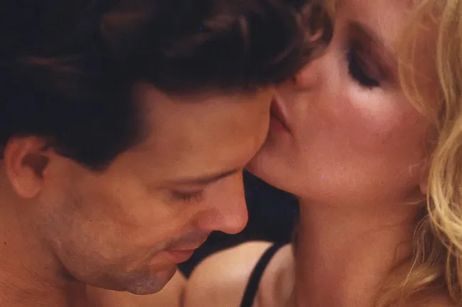 Секс-гид: как говорить с партнером, получать удовольствие и правильно предохраняться