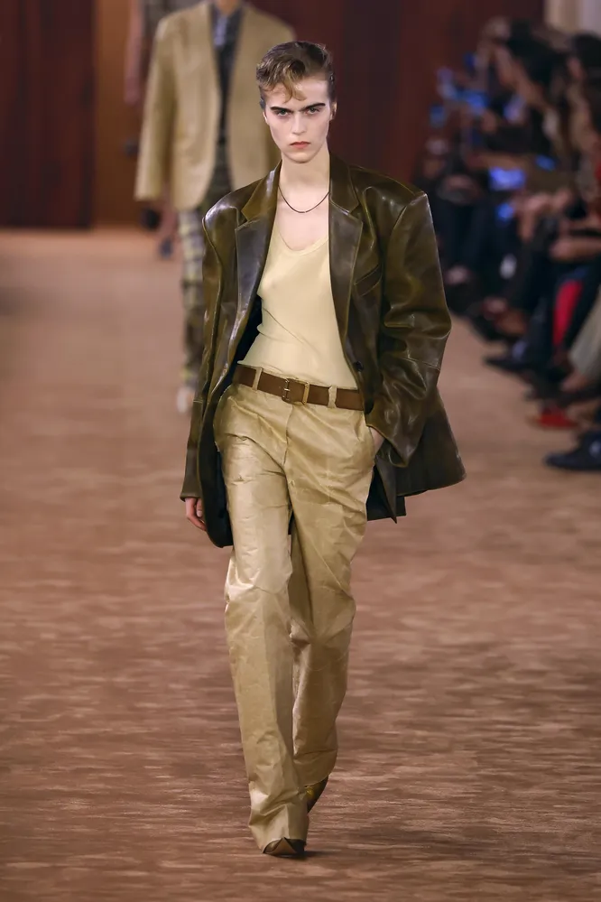Acne Studios весна-лето 2026 Acne Studios весна-лето 2026