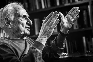 Что не так с современной архитектурой и почему деньги – не залог успеха? Отвечает Фрэнк Гери Что не так с современной архитектурой и почему деньги – не залог успеха? Отвечает Фрэнк Гери