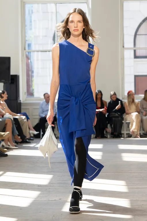 Proenza Schouler весна-лето 2025 Proenza Schouler весна-лето 2025