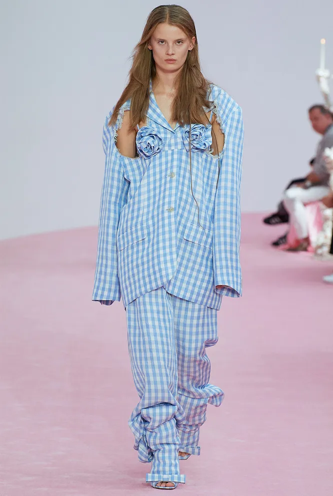 ACNE STUDIOS весна-лето 2023 ACNE STUDIOS весна-лето 2023