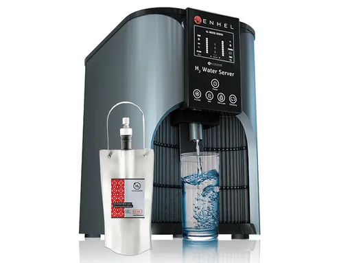 Аппарат Enhel Water, уже установленный в самых продвинутых столичных «местах силы», сначала очищает и охлаждает воду, а затем насыщает ее водородом. Ну, а чтобы чудодейственный напиток всегда был под рукой, компания выпустила специальные контейнеры, которые позволяют сохранить в воде все полезные компоненты Аппарат Enhel Water, уже установленный в самых продвинутых столичных «местах силы», сначала очищает и охлаждает воду, а затем насыщает ее водородом. Ну, а чтобы чудодейственный напиток всегда был под рукой, компания выпустила специальные контейнеры, которые позволяют сохранить в воде все полезные компоненты