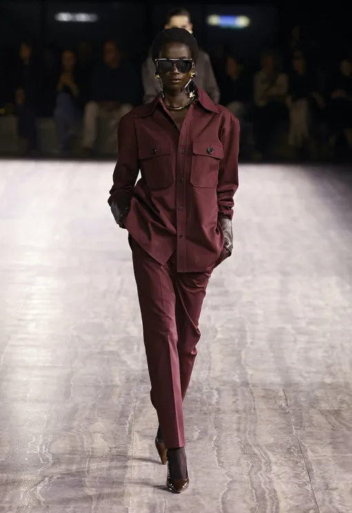 Saint Laurent весна-лето 2024 Saint Laurent весна-лето 2024