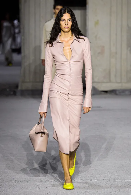 Tod's весна-лето 2023 Tod's весна-лето 2023