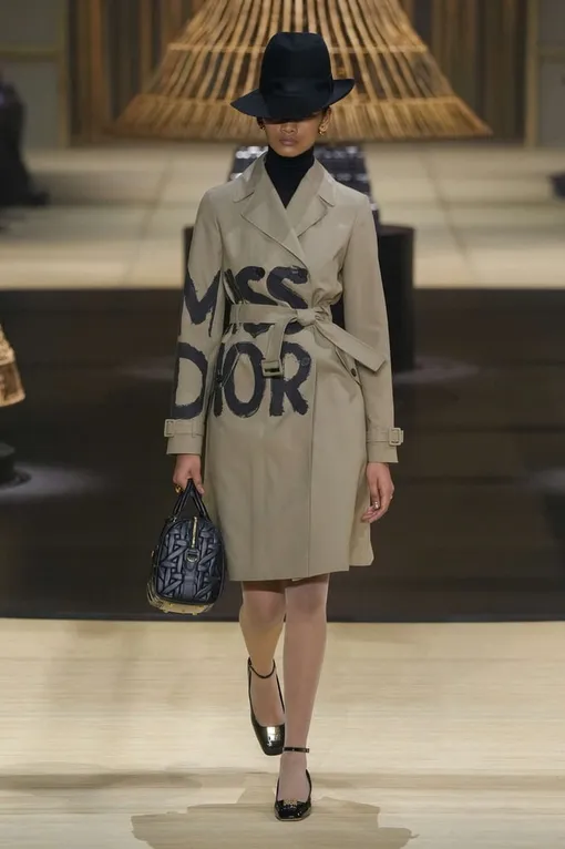 Christian Dior осень-зима 2024/25 Christian Dior осень-зима 2024/25