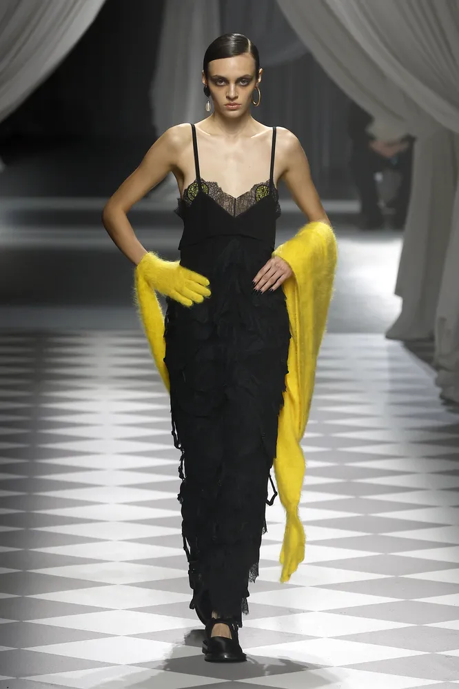 Moschino осень-зима 2024/25 Moschino осень-зима 2024/25