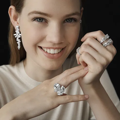 СЕРЬГИ BLANC TITANE, КОЛЬЦА BLANC TITANE, GLAÇON И BLANC NUAGE. ВСЕ GEM DIOR, DIOR HAUTE JOAILLERIE КОЛЬЦА BLANC TITANE, GLAÇON И BLANC NUAGE. GEM DIOR, DIOR HAUTE JOAILLERIE