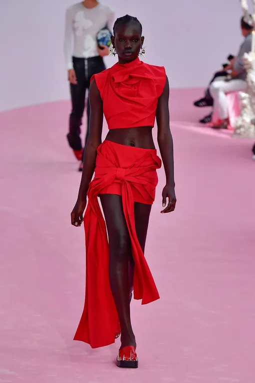 Acne Studios весна-лето 2023 Acne Studios весна-лето 2023