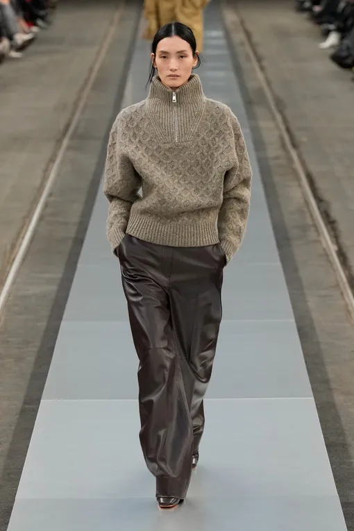 Tod's осень-зима 2024/25 Tod's осень-зима 2024/25