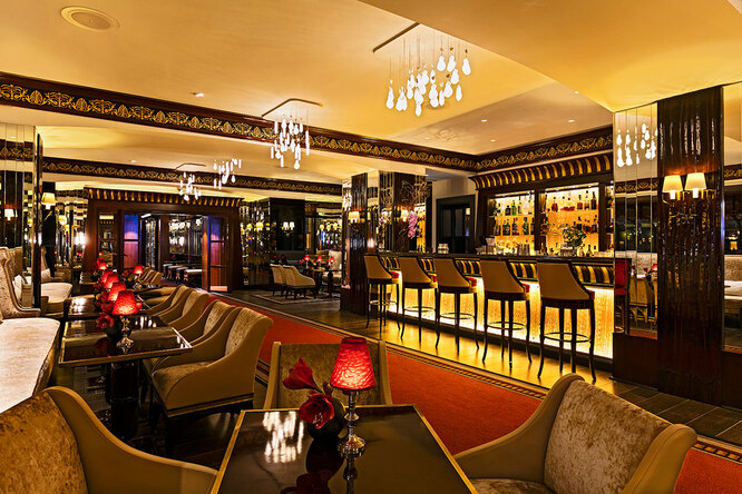 Galerie du Fouquet’s Cannes Galerie du Fouquet’s Cannes