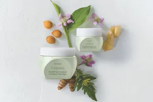 Уход для невест, тканевая пузырящаяся маска, натуральный парфюм и другие бьюти-новинки Уход для невест, тканевая пузырящаяся маска, натуральный парфюм и другие бьюти-новинки