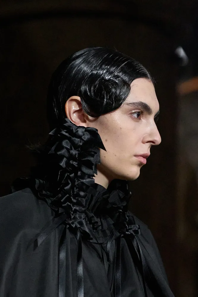Simone Rocha осень-зима2024/25 Simone Rocha осень-зима2024/25