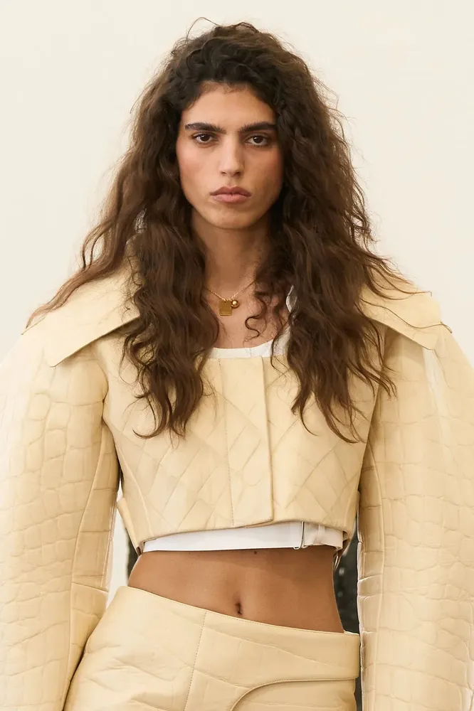 Jacquemus весна-лето 2024 Jacquemus весна-лето 2024