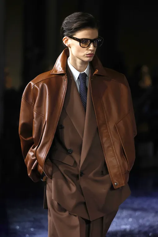 Saint Laurent весна-лето 2025