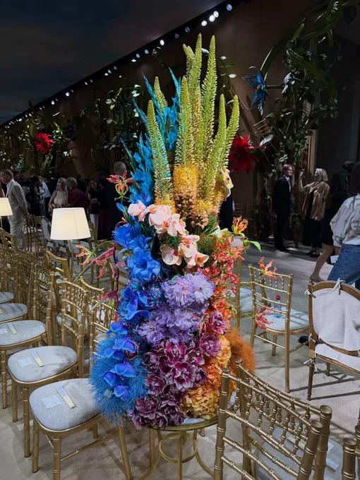 Сет-дизайн показа Chanel Couture осень-2026 Сет-дизайн показа Chanel Couture осень-2026