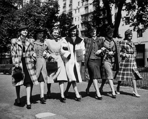 Девушки в Лондоне, ок. 1940 года