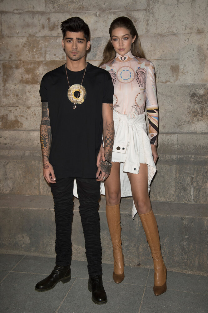 Зейн Малик и Джиджи Хадид на показе Givenchy в Париже, 2016 Зейн Малик и Джиджи Хадид на показе Givenchy в Париже, 2016