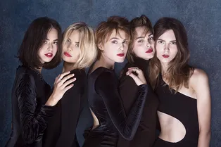 Где стричься и красить волосы, чтобы соответствовать последним тенденциям