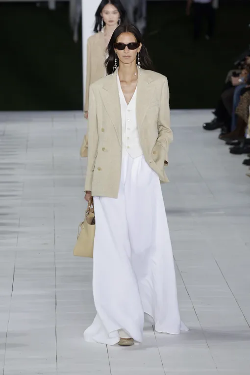 Ralph Lauren весна-лето 2025 Ralph Lauren весна-лето 2025