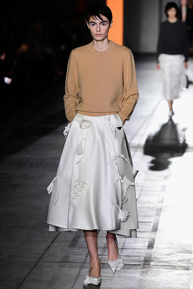 PRADA осень-зима 2023/24
