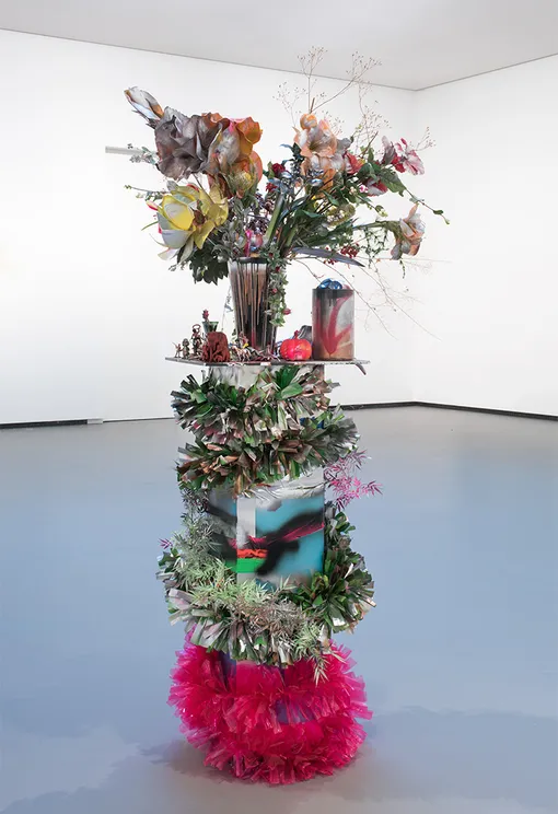 «БУКЕТ», ИЗА ГЕНЦКЕН, 2004