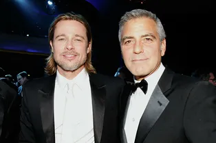 Брэд Питт и Джордж Клуни откажутся от слишком высоких гонораров за предстоящий фильм Apple, если компания выполнит одно их условие