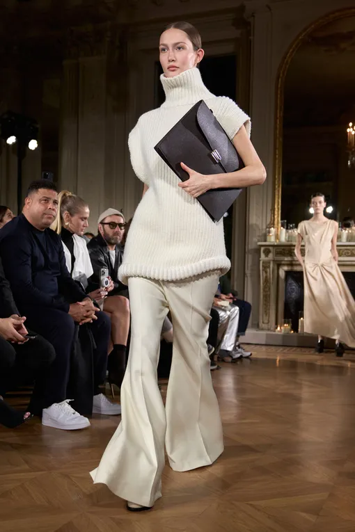 Victoria Beckham осень-зима 2024/2025 Victoria Beckham осень-зима 2024/2025