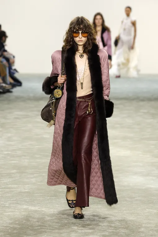 Chloé осень-зима 2025/26 Chloé осень-зима 2025/26
