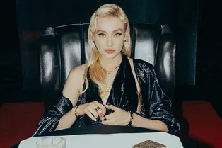 Правда или действие: друзья BVLGARI и The Symbol отвечают на личные вопросы и принимают рискованные решения