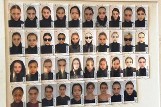 Balenciaga извинились перед моделями за скандально грубое обращение на кастинге Balenciaga извинились перед моделями за скандально грубое обращение на кастинге