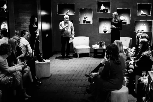 Евгений Водолазкин с Дашей Веледеевой во время рождественских чтений Евгений Водолазкин с Дашей Веледеевой