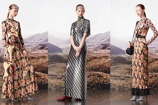 Богемская ирония: платья из цепочек и мундиры в новом лукбуке Paco Rabanne