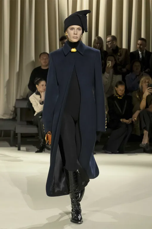 Schiaparelli осень-зима 2024/2025 Schiaparelli осень-зима 2024/2025