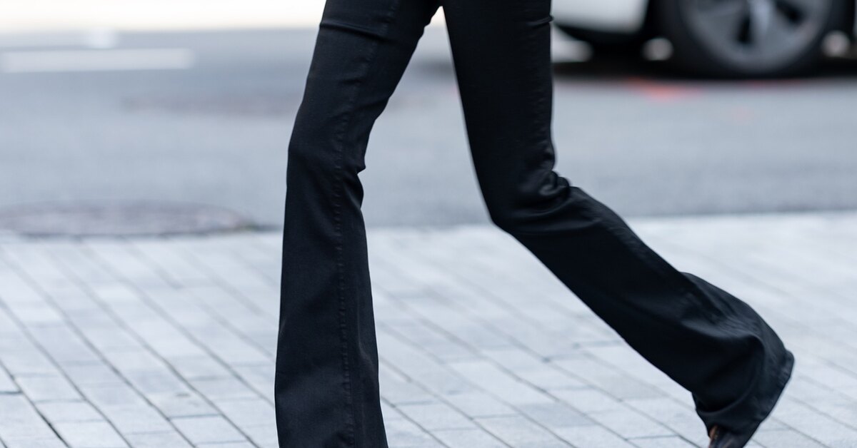 В духе 70-х: эти универсальные джинсы — главная покупка весны-2026