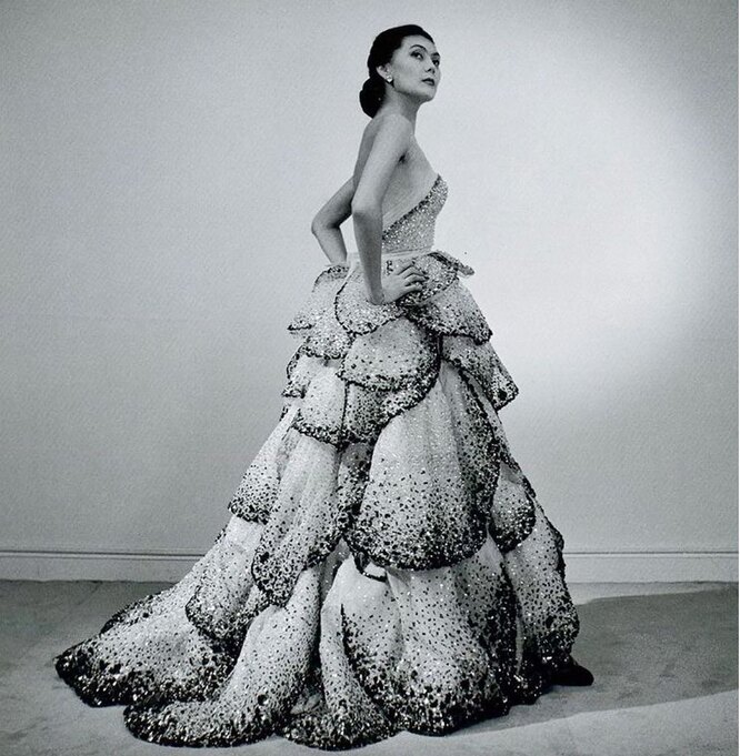 Алла Ильчун в платье Junon от Christian Dior, 1956 Алла Ильчун в платье Junon от Christian Dior, 1956
