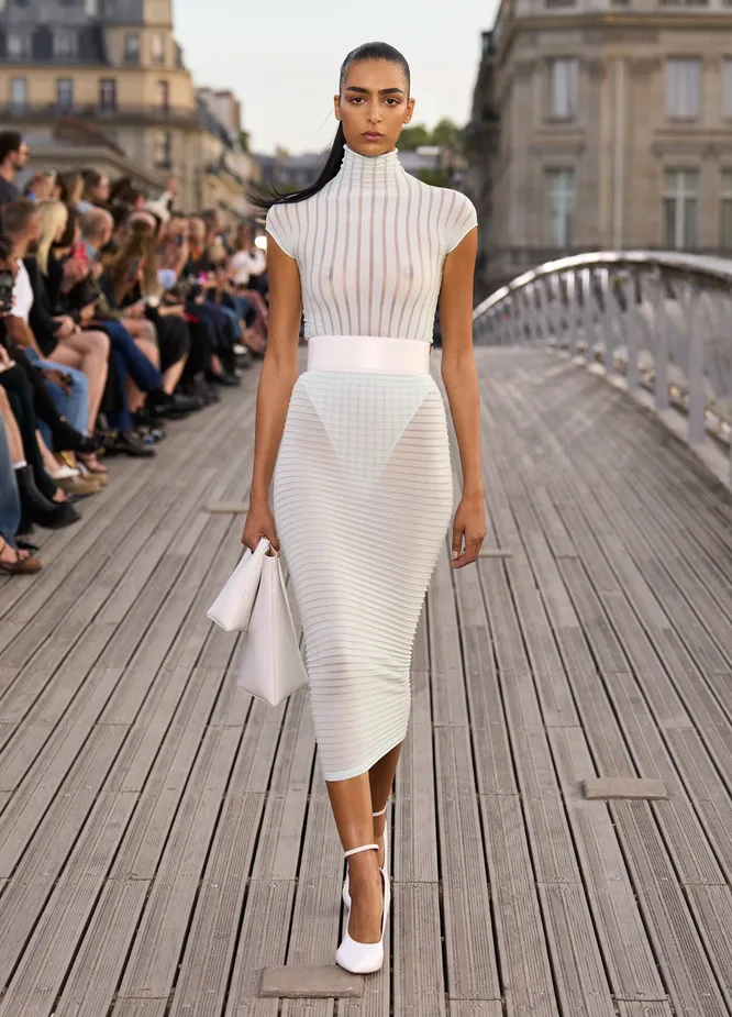 Alaïa весна-лето 2024 Alaïa весна-лето 2024