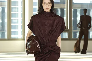 Если и покупать очередное платье, то именно такого фасона