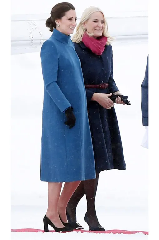 Кейт Миддлтон в этом же пальто в феврале 2018-го