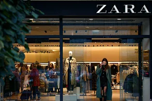 Магазины Zara в России откроются под новым брендом в апреле