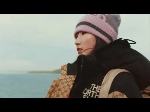Нажмите и смотрите Нажмите и смотрите