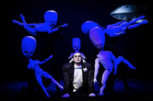 Сцена из спектакля «Цирк». Фото: И. Полярная