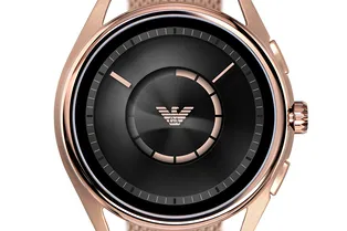 Объект желания: «умные» часы Emporio Armani